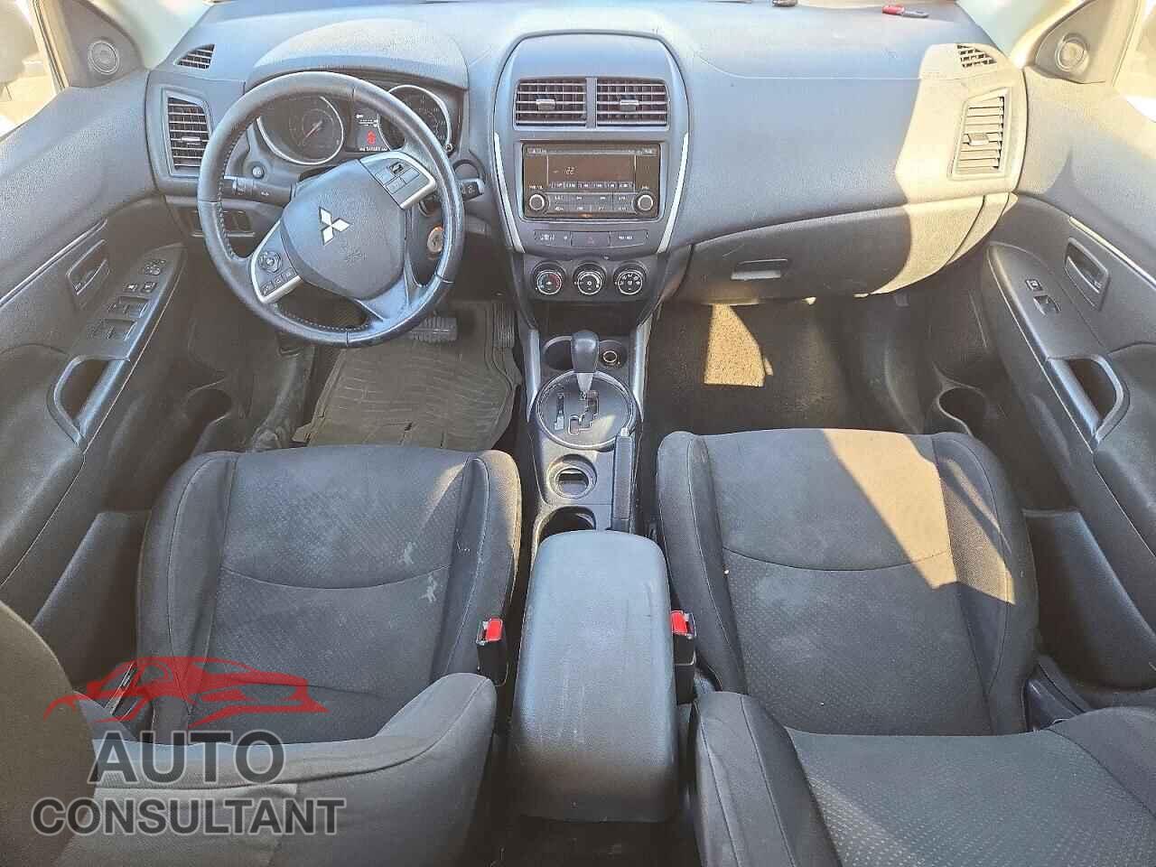 MITSUBISHI OUTLANDER 2014 - 4A4AP3AU5EE005295