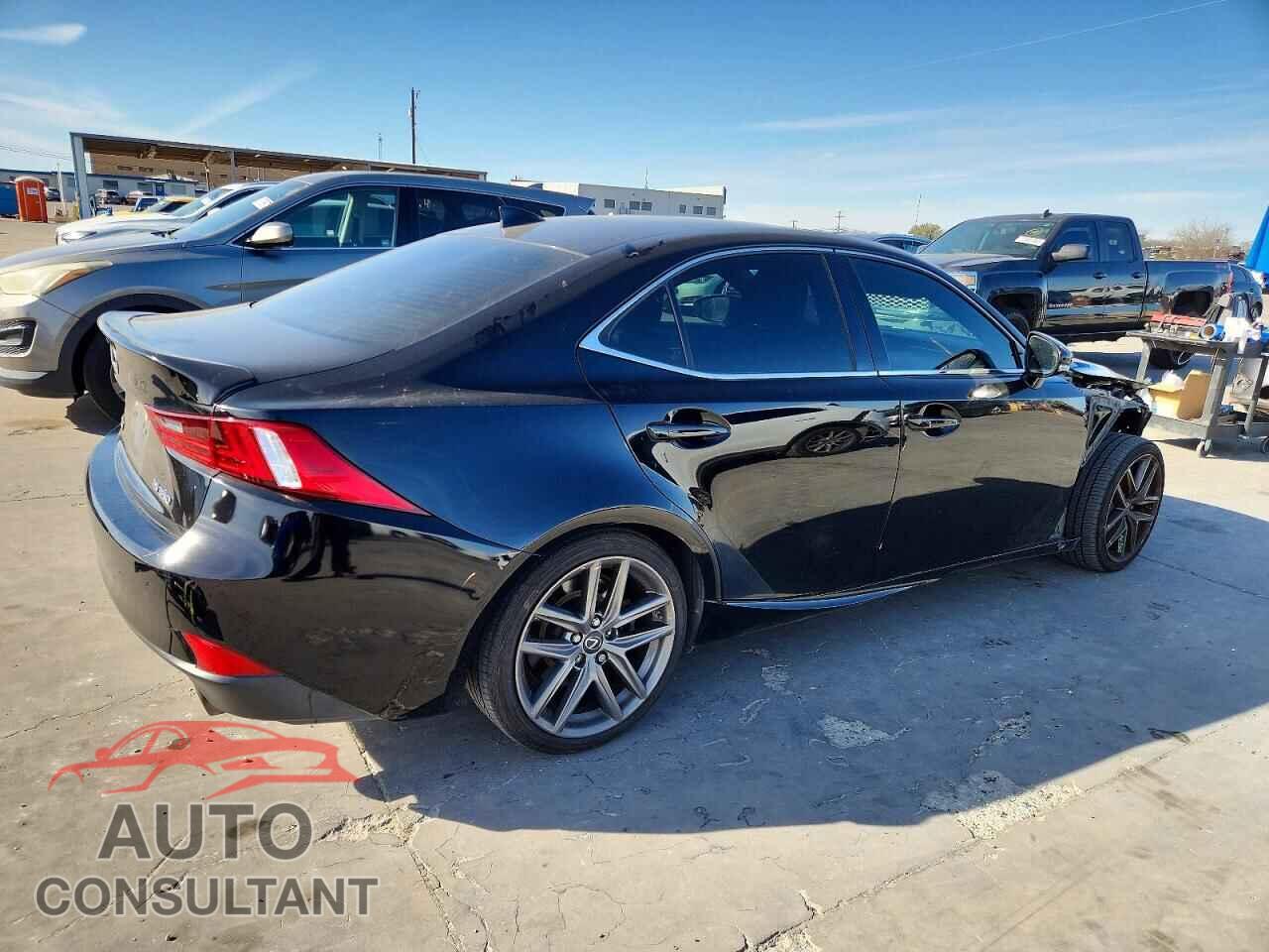 LEXUS IS 2015 - JTHBE1D24F5020399