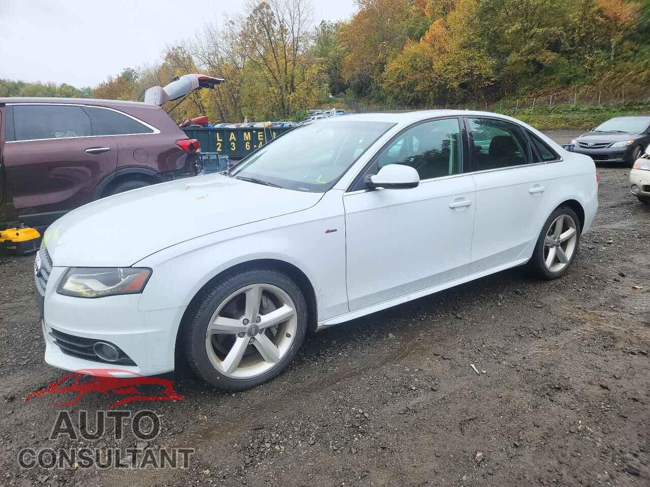 AUDI A4 2012 - WAUFFAFLXCN013942