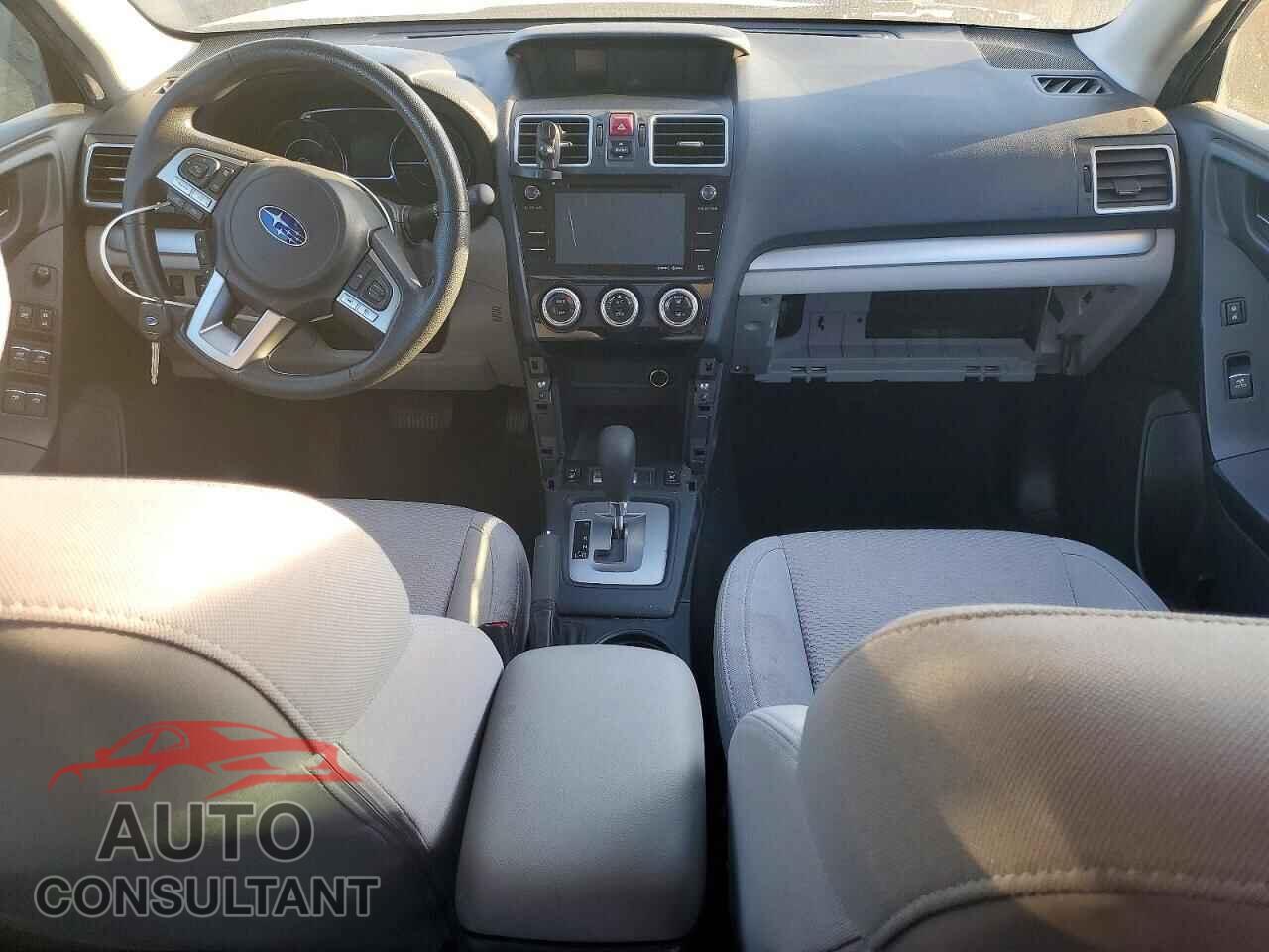 SUBARU FORESTER 2018 - JF2SJAGC8JH592893