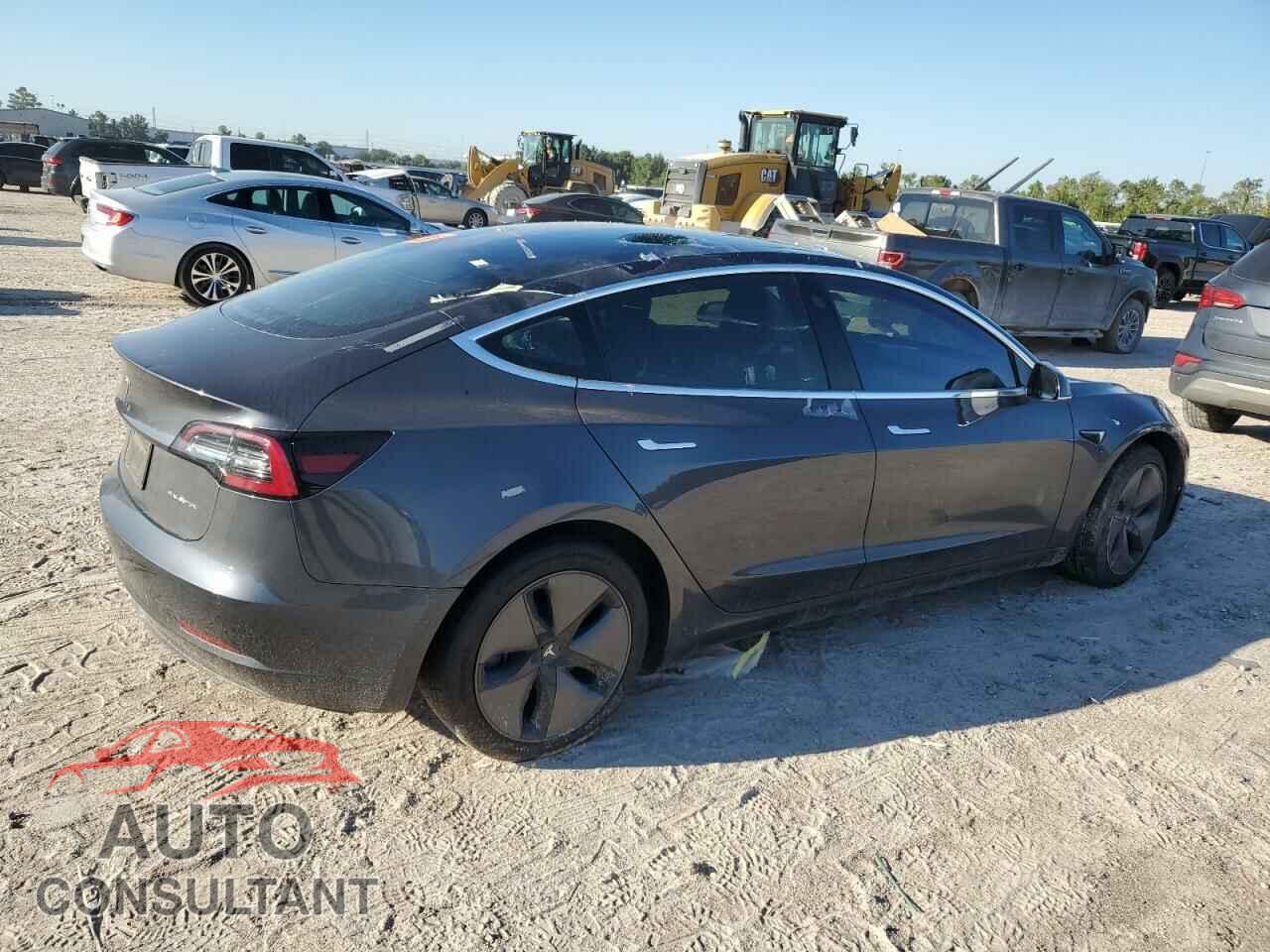 TESLA MODEL 3 2019 - 5YJ3E1EB4KF205744