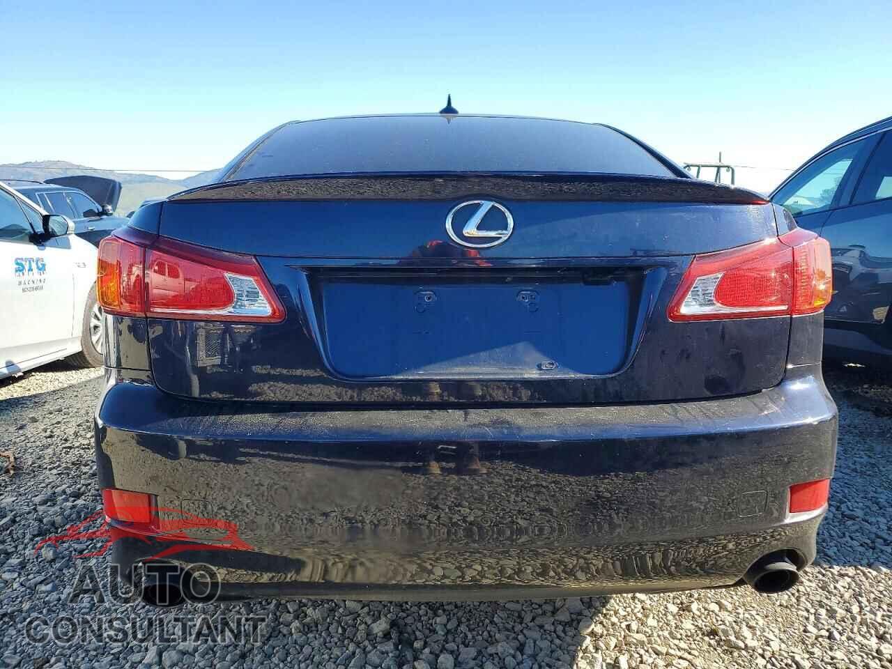 LEXUS IS 2010 - JTHBF5C2XA5111515
