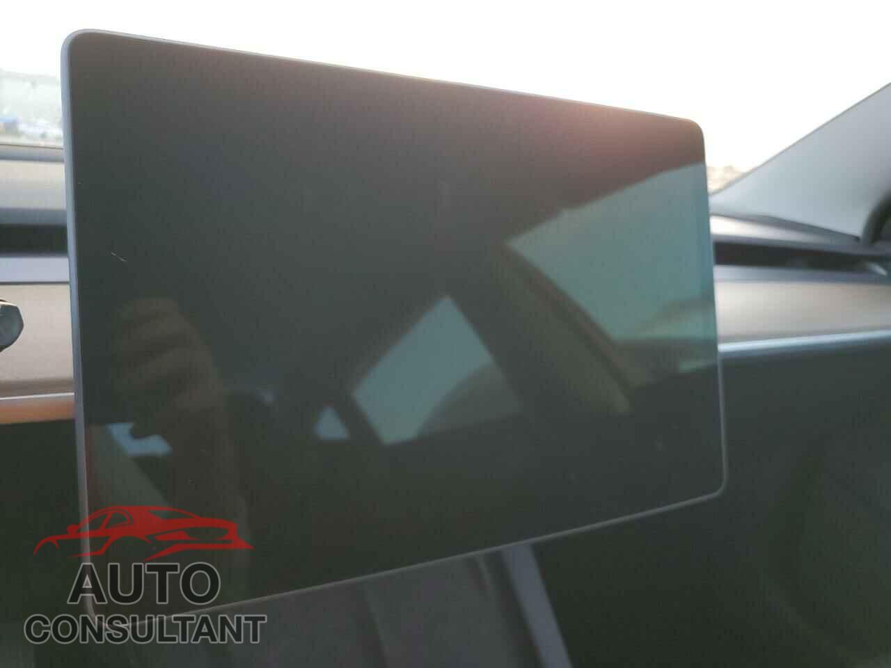 TESLA MODEL 3 2023 - 5YJ3E1EA2PF401213