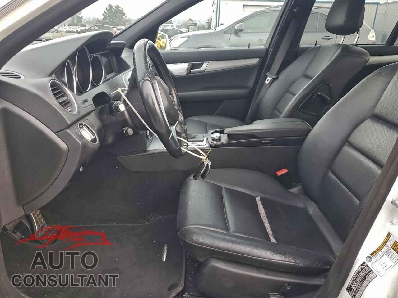 MERCEDES-BENZ C-CLASS 2014 - WDDGF4HB2EA959563