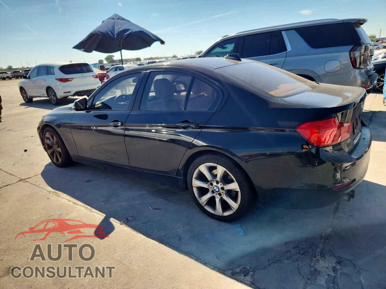 BMW 3 SERIES 2013 - WBA3C1G53DNR47700