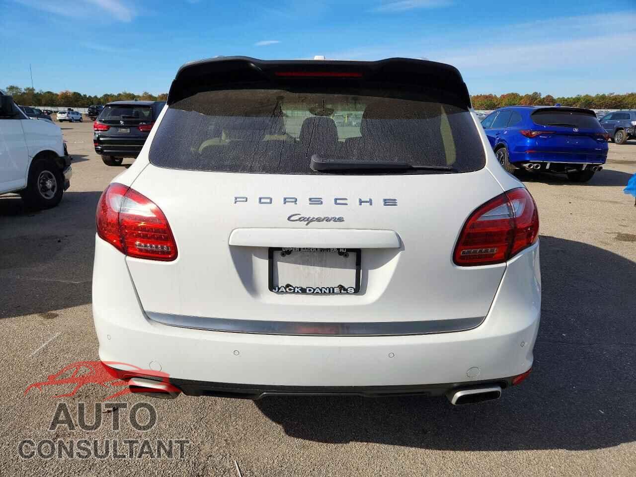 PORSCHE CAYENNE 2013 - WP1AF2A21DLA38791