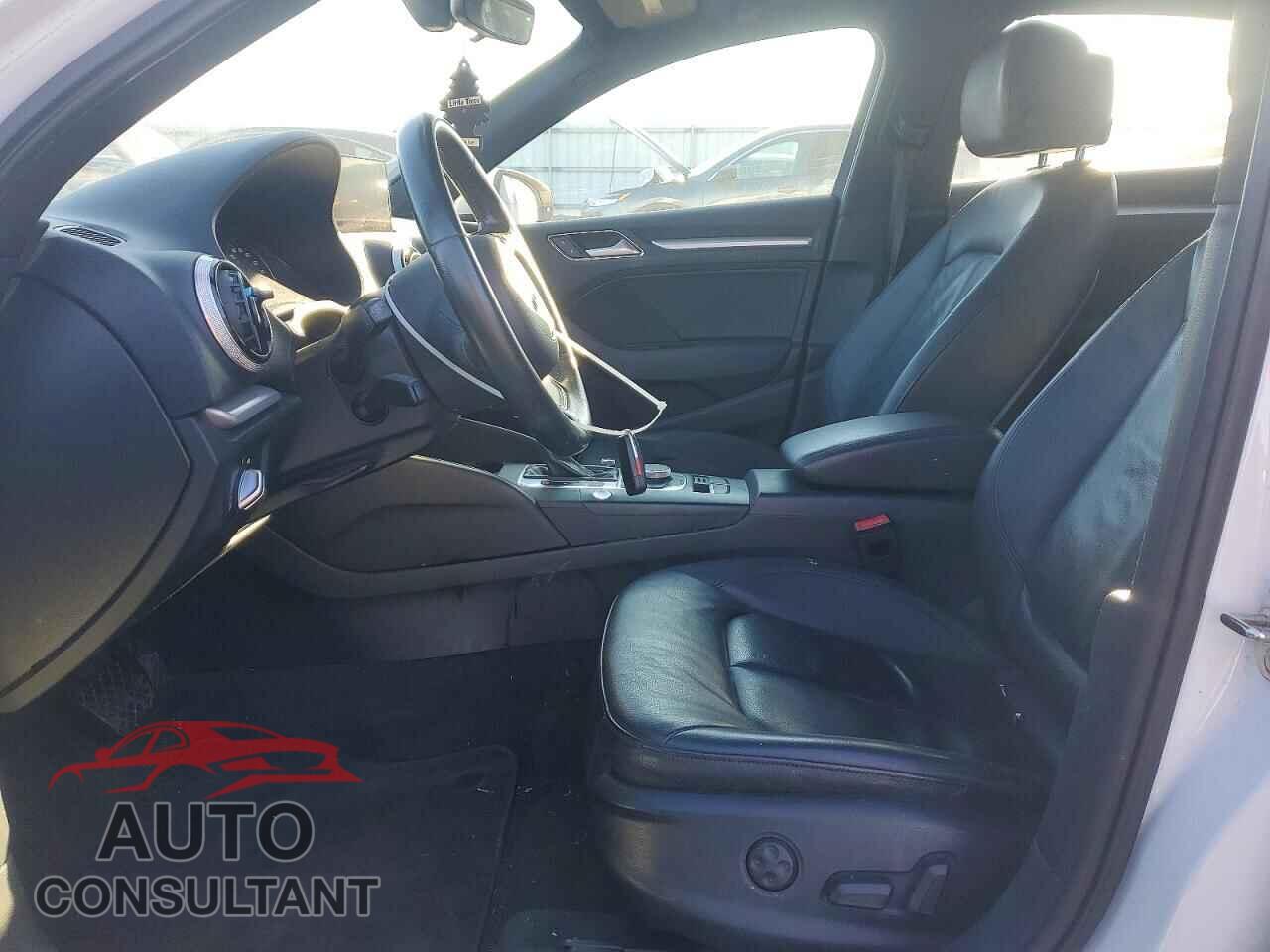 AUDI A3 2016 - WAUA7GFF4G1045674