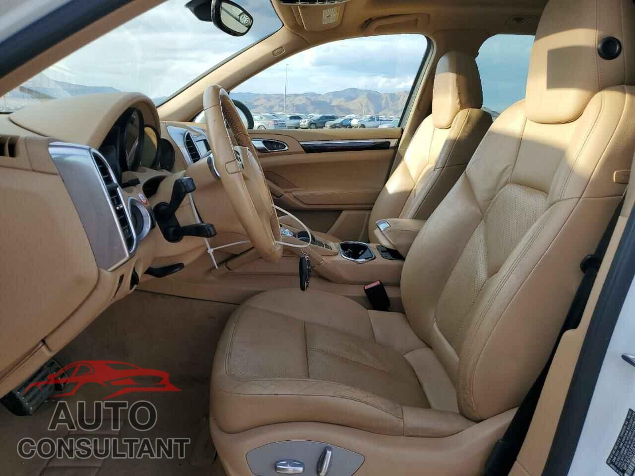 PORSCHE CAYENNE 2013 - WP1AE2A21DLA16101