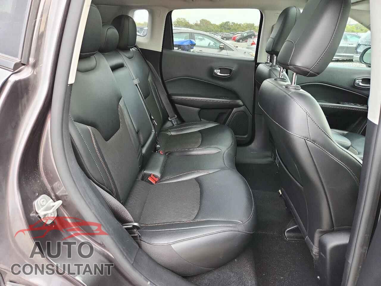 JEEP COMPASS 2020 - 3C4NJDBB8LT251980