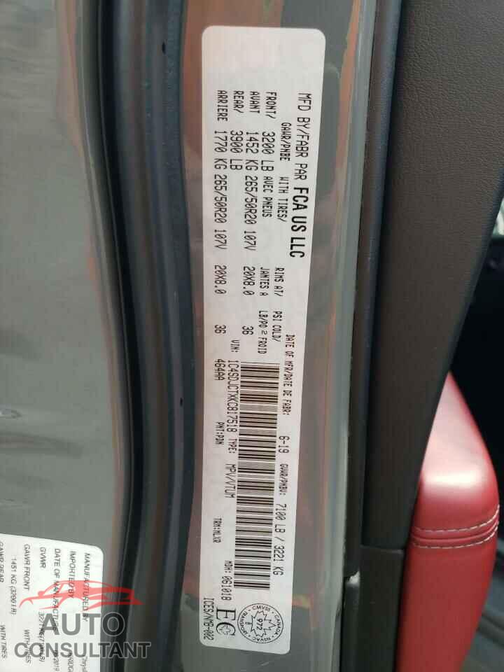 DODGE DURANGO 2019 - 1C4SDJCTXKC817518