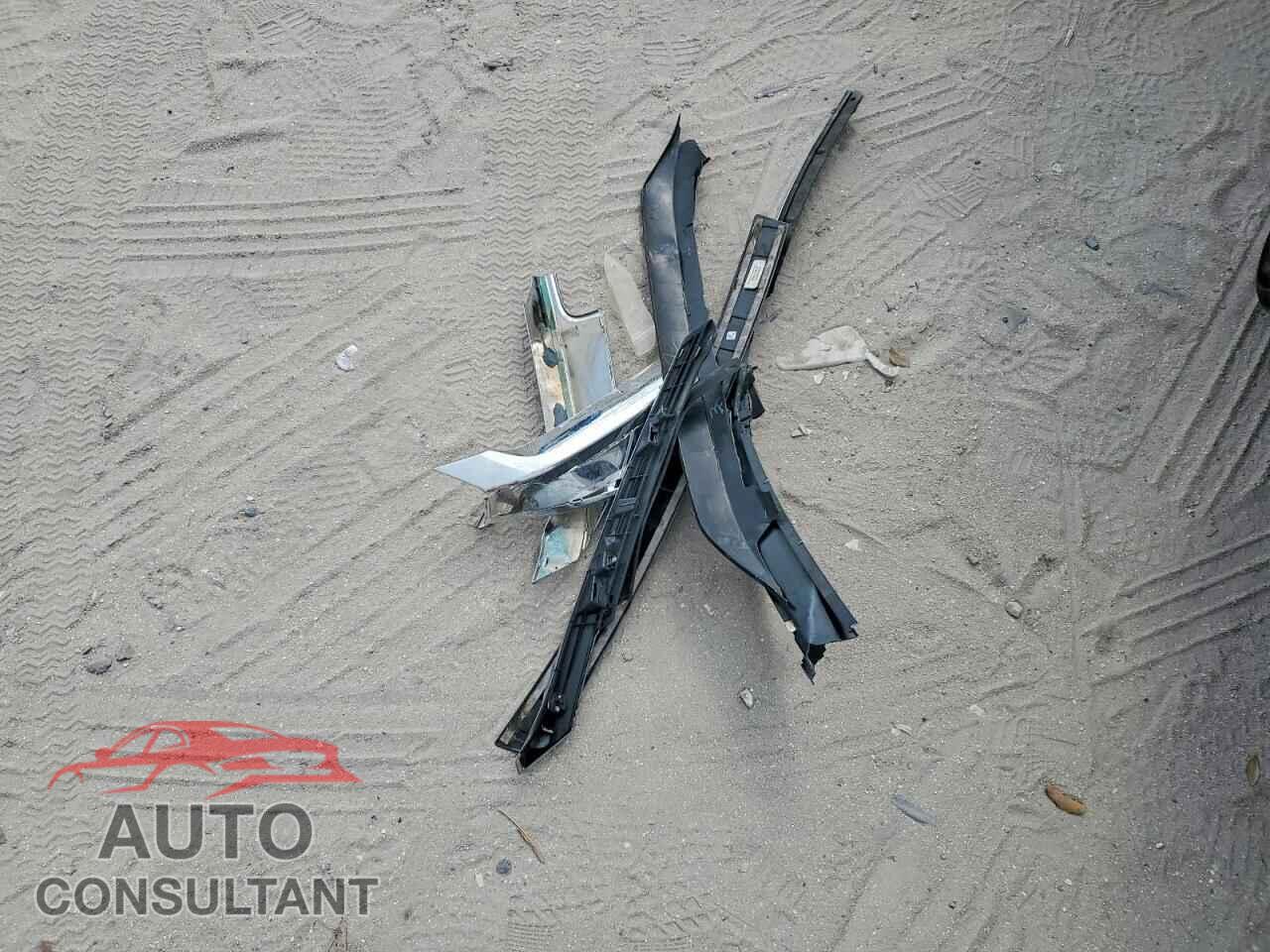 HONDA CIVIC 2017 - 19XFC2F74HE005884