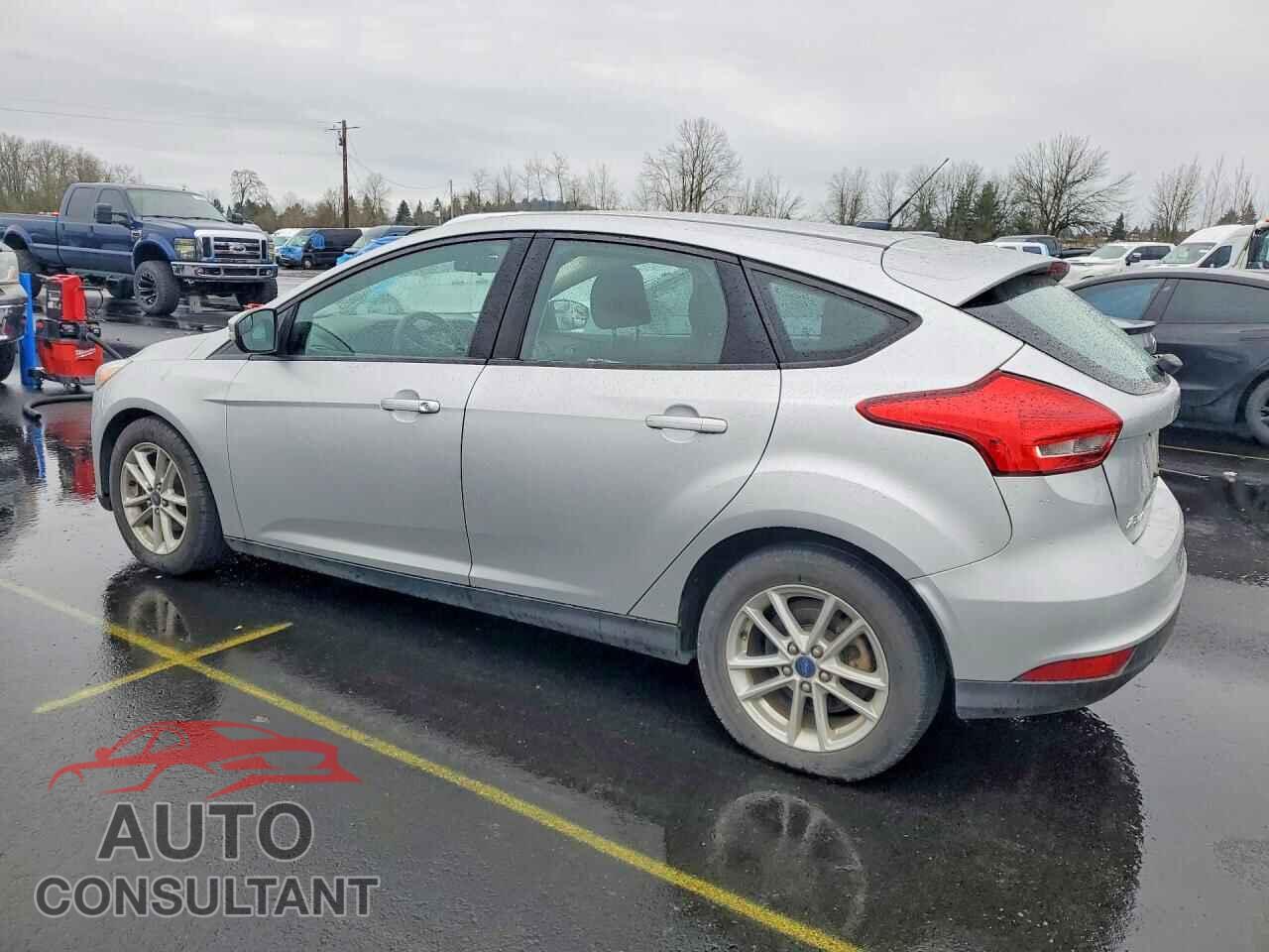 FORD FOCUS 2015 - 1FADP3KE1FL342030