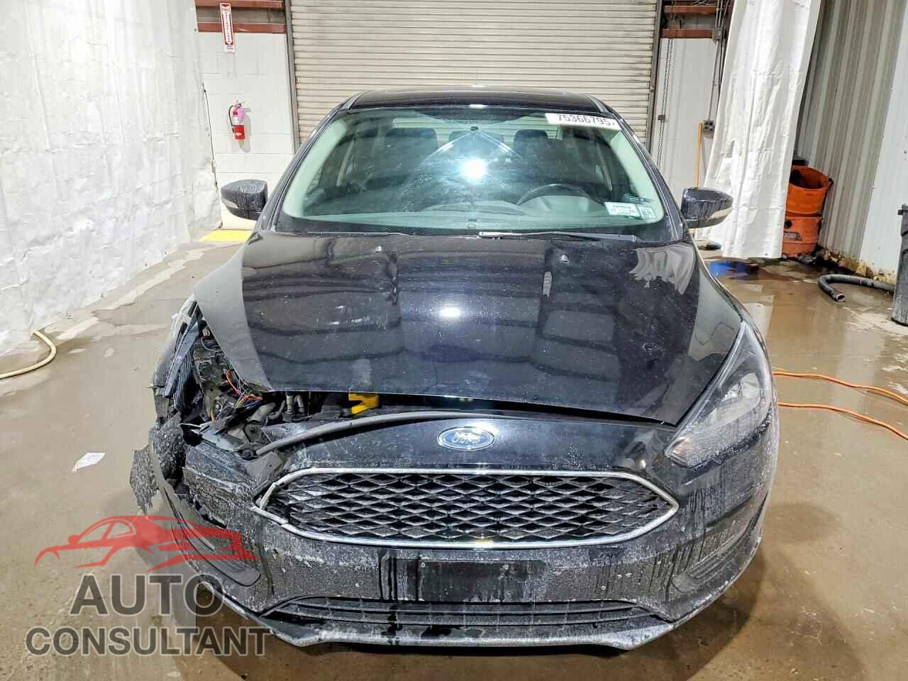 FORD FOCUS 2017 - 1FADP3H21HL327964