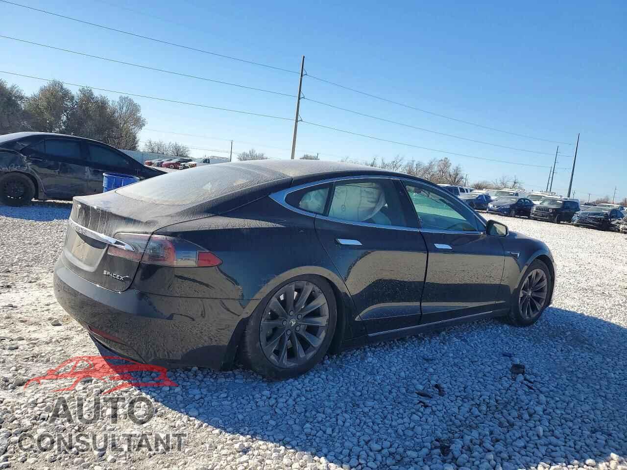 TESLA MODEL S 2017 - 5YJSA1E28HF221672
