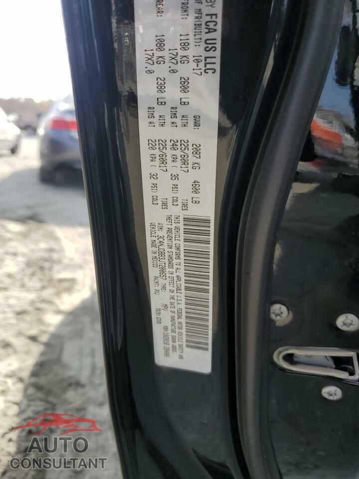 JEEP COMPASS 2018 - 3C4NJDBB3JT200657