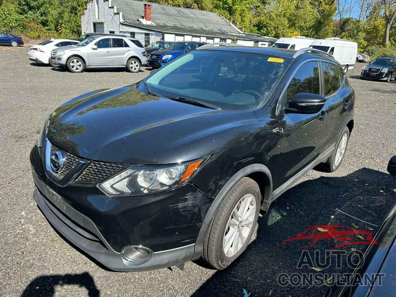 NISSAN ROGUE 2017 - JN1BJ1CRXHW141451