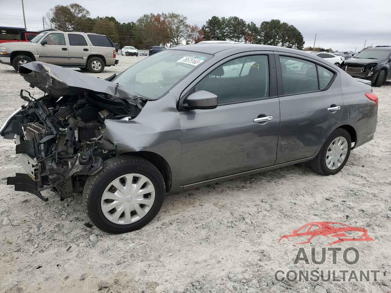 NISSAN VERSA 2018 - 3N1CN7AP1JL814572