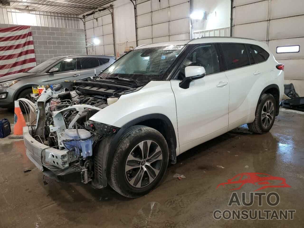 TOYOTA HIGHLANDER 2021 - 5TDGZRBH2MS104228