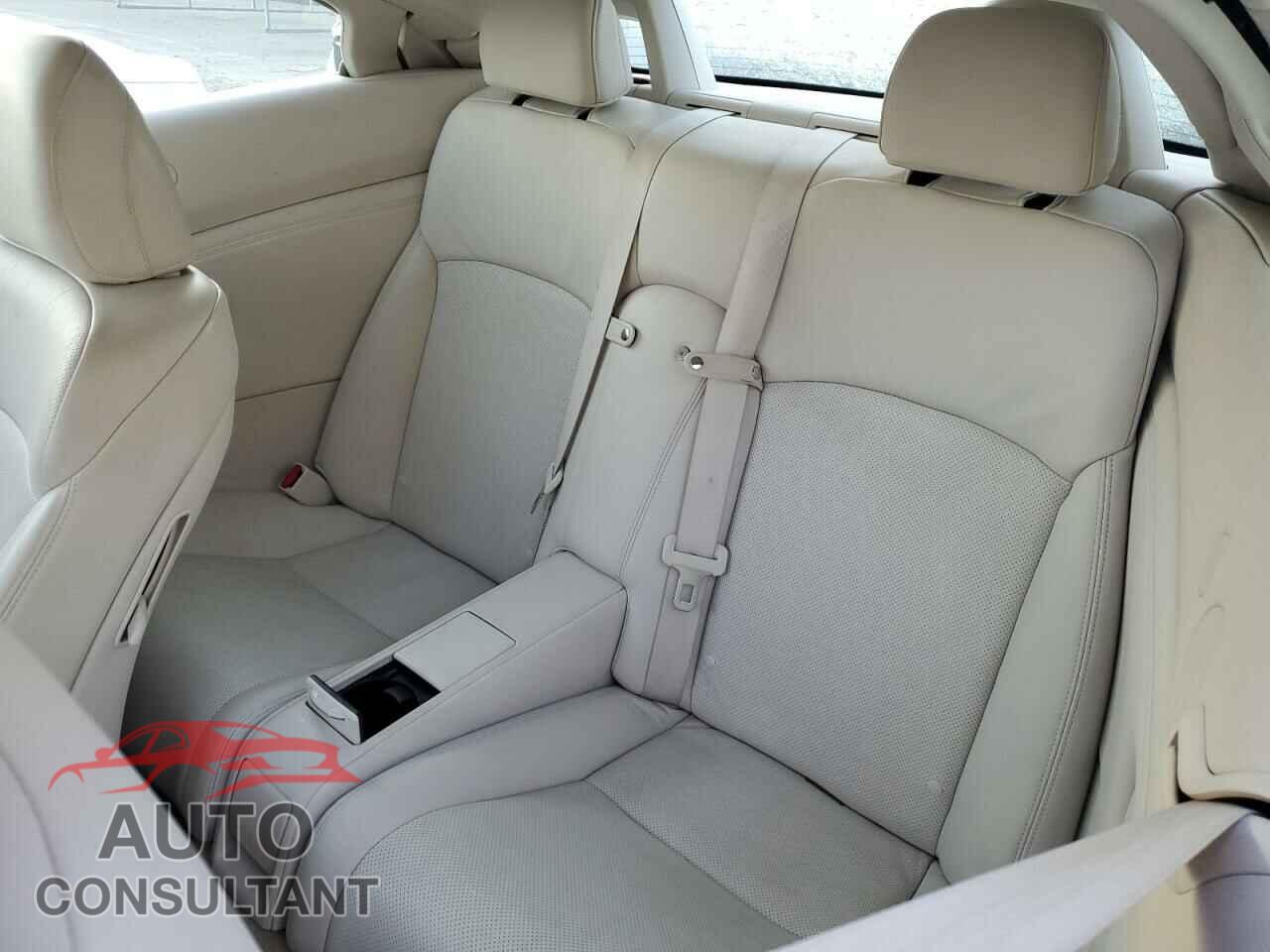 LEXUS IS 2010 - JTHFE2C28A2500206
