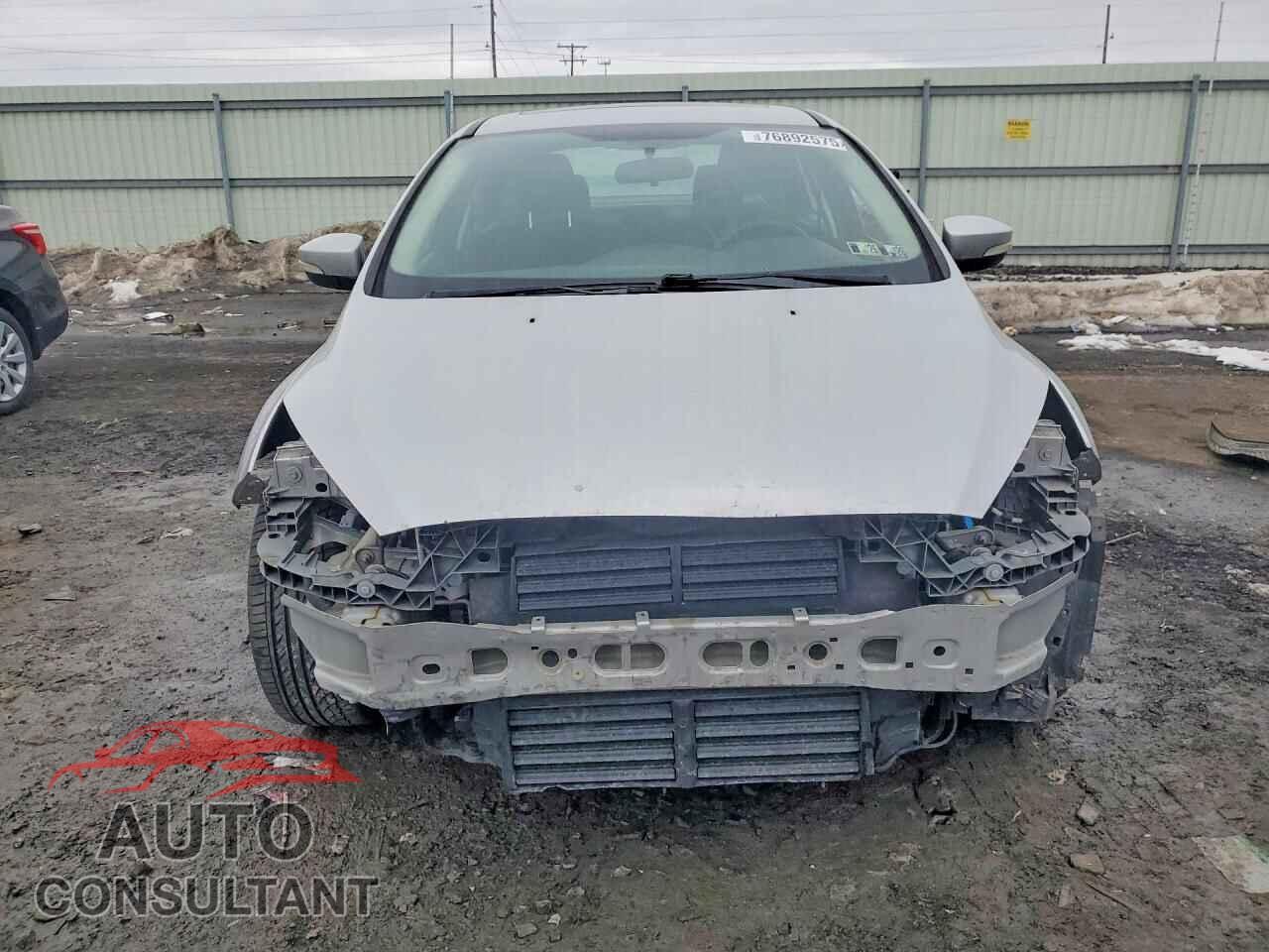 FORD FOCUS 2017 - 1FADP3H29HL242242