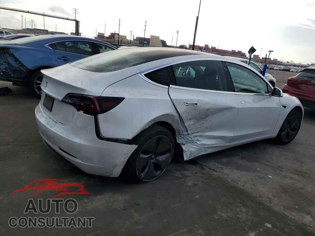 TESLA MODEL 3 2019 - 5YJ3E1EA4KF503945