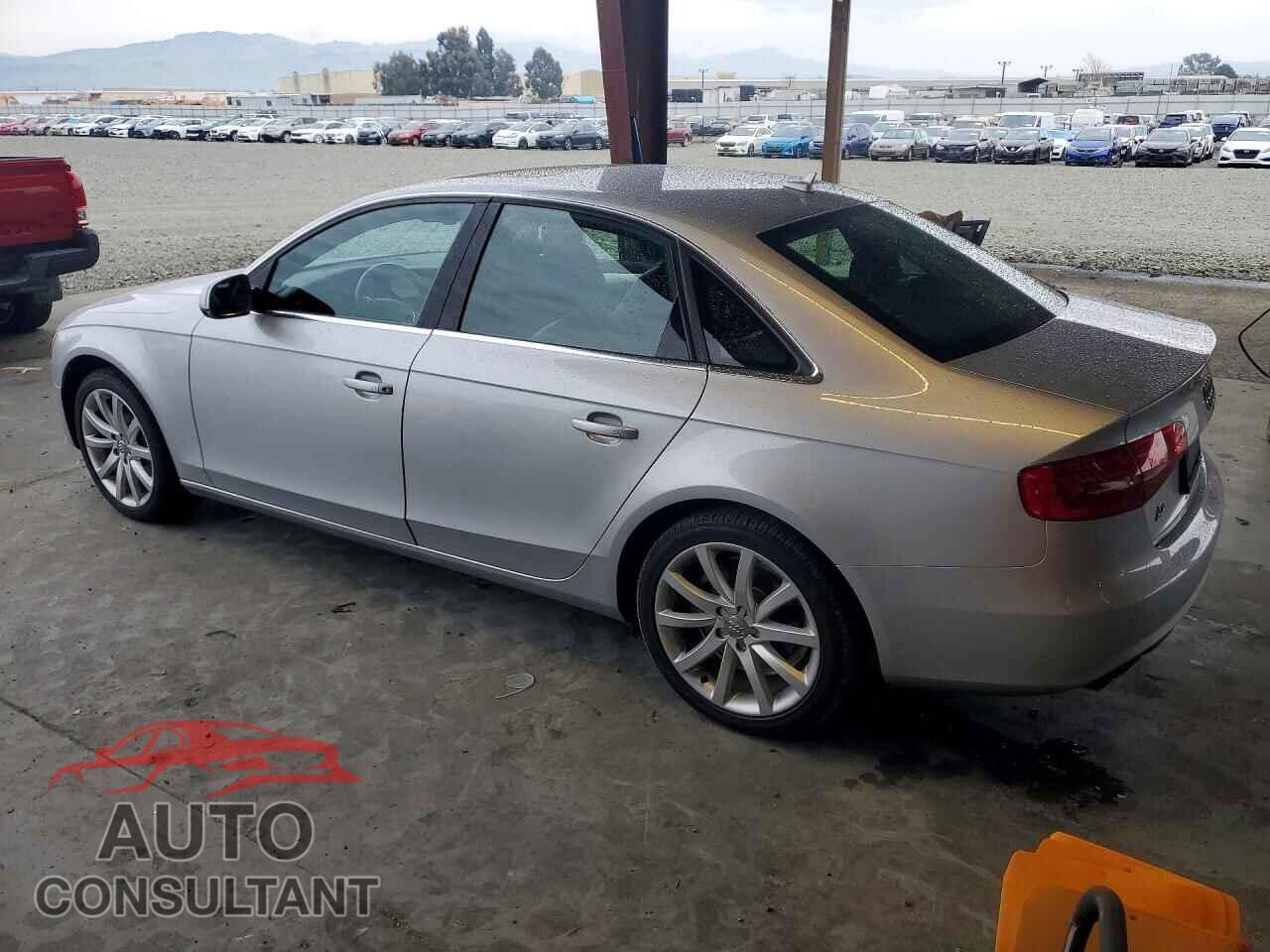 AUDI A4 2013 - WAUFFAFL9DN004277