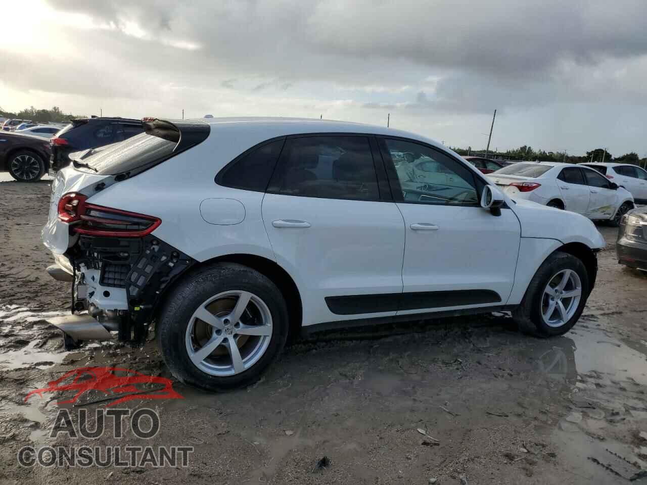 PORSCHE MACAN 2018 - WP1AA2A51JLB03319