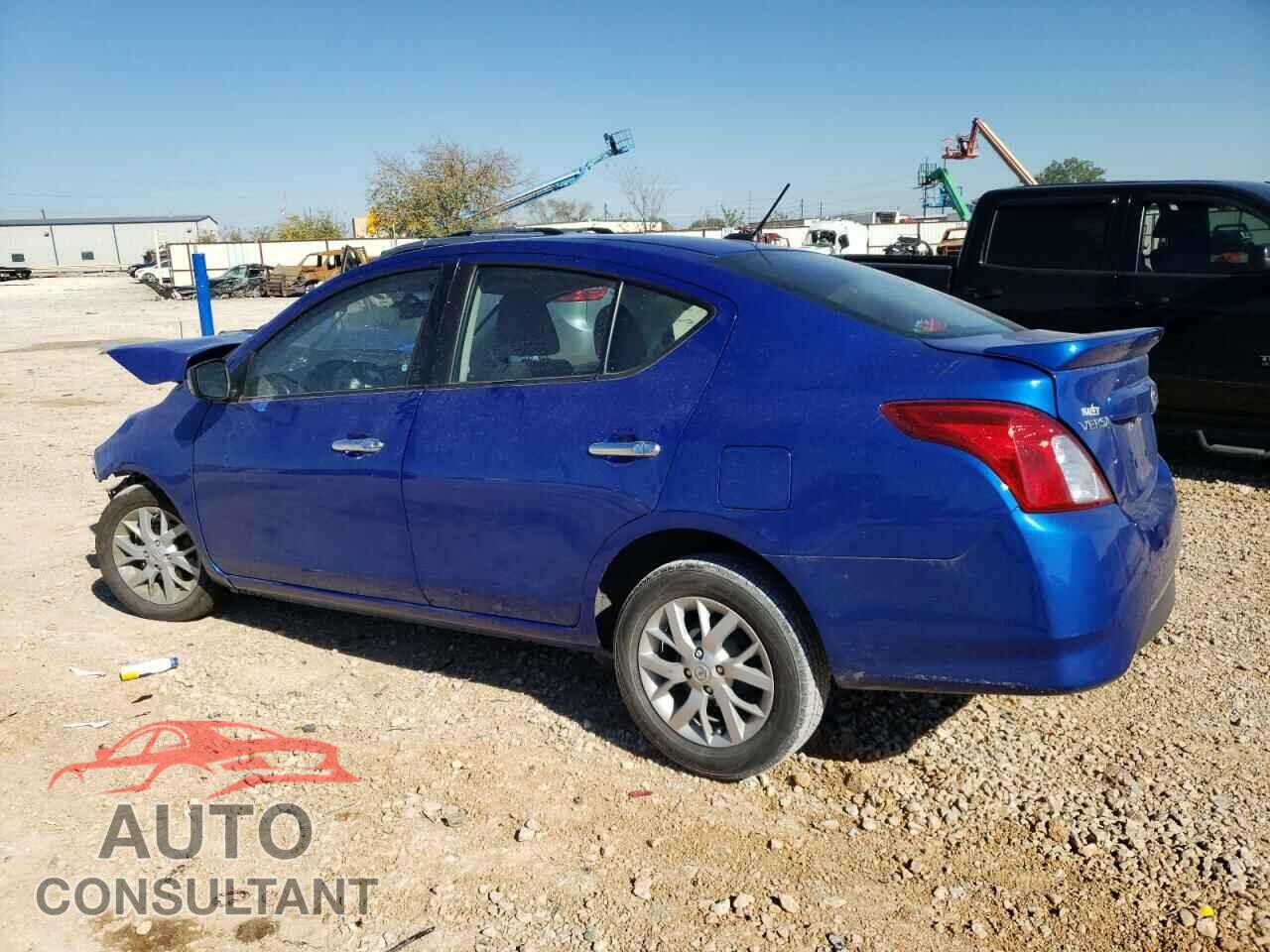 NISSAN VERSA 2017 - 3N1CN7AP1HL825873