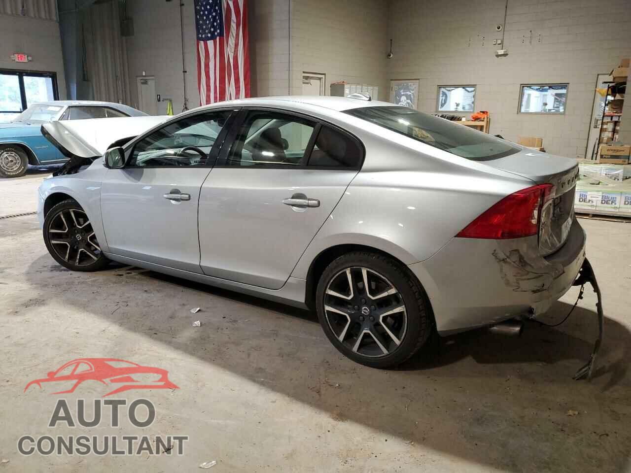 VOLVO S60 2017 - YV126MFL1H2437211