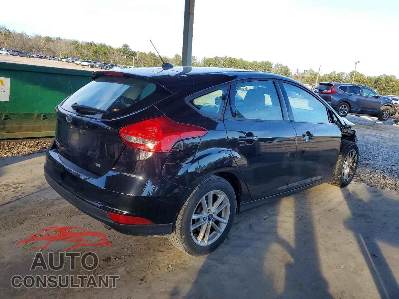 FORD FOCUS 2017 - 1FADP3K20HL336325