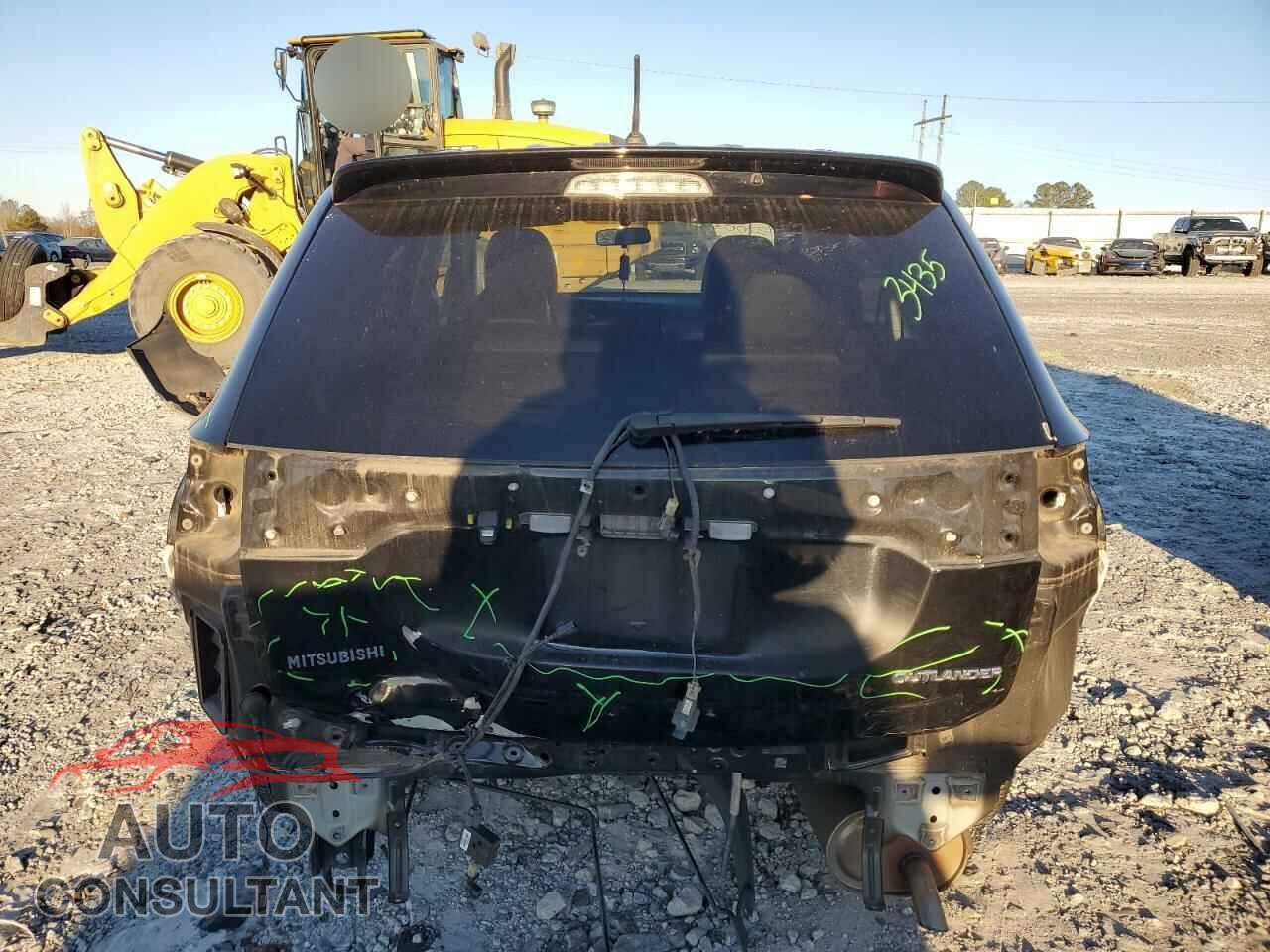 MITSUBISHI OUTLANDER 2015 - JA4AD3A33FZ005520