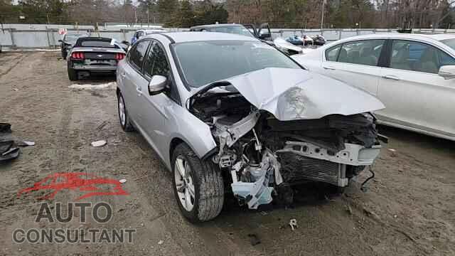 FORD FOCUS 2014 - 1FADP3F23EL435324