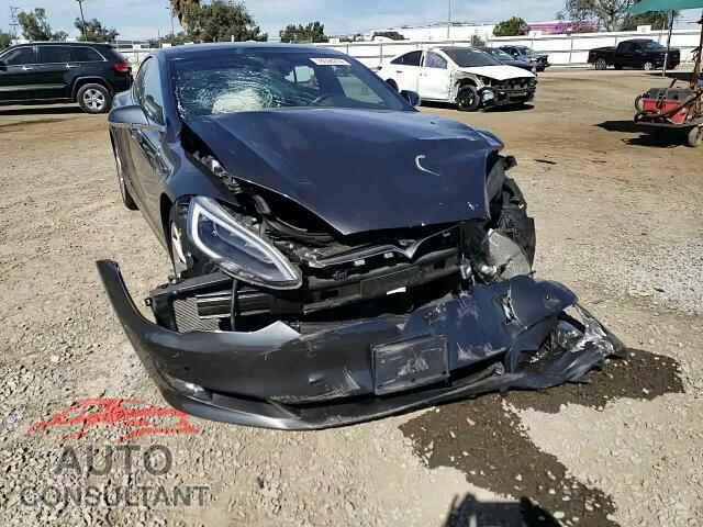 TESLA MODEL S 2017 - 5YJSA1E25HF182149
