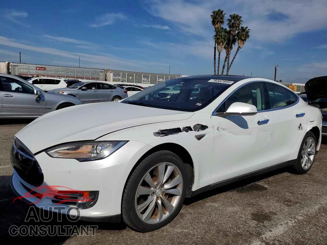 TESLA MODEL S 2014 - 5YJSA1S13EFP32407