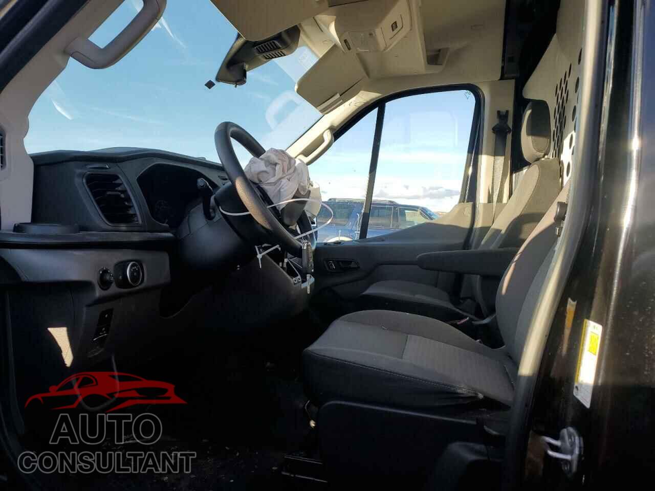 FORD TRANSIT 2023 - 1FTBR1C87PKA37003