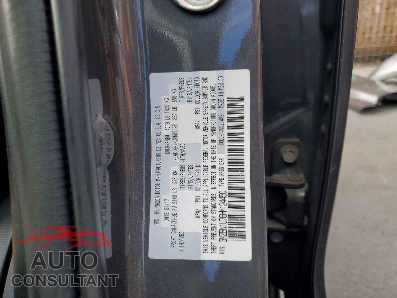 MAZDA 3 2017 - 3MZBN1U76HM124450