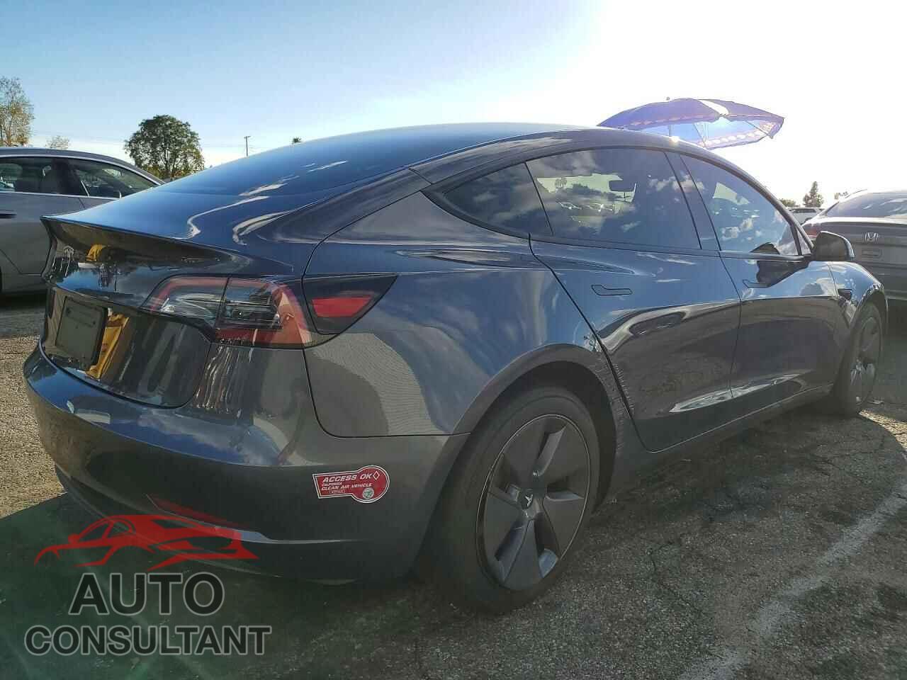 TESLA MODEL 3 2023 - 5YJ3E1EAXPF647118