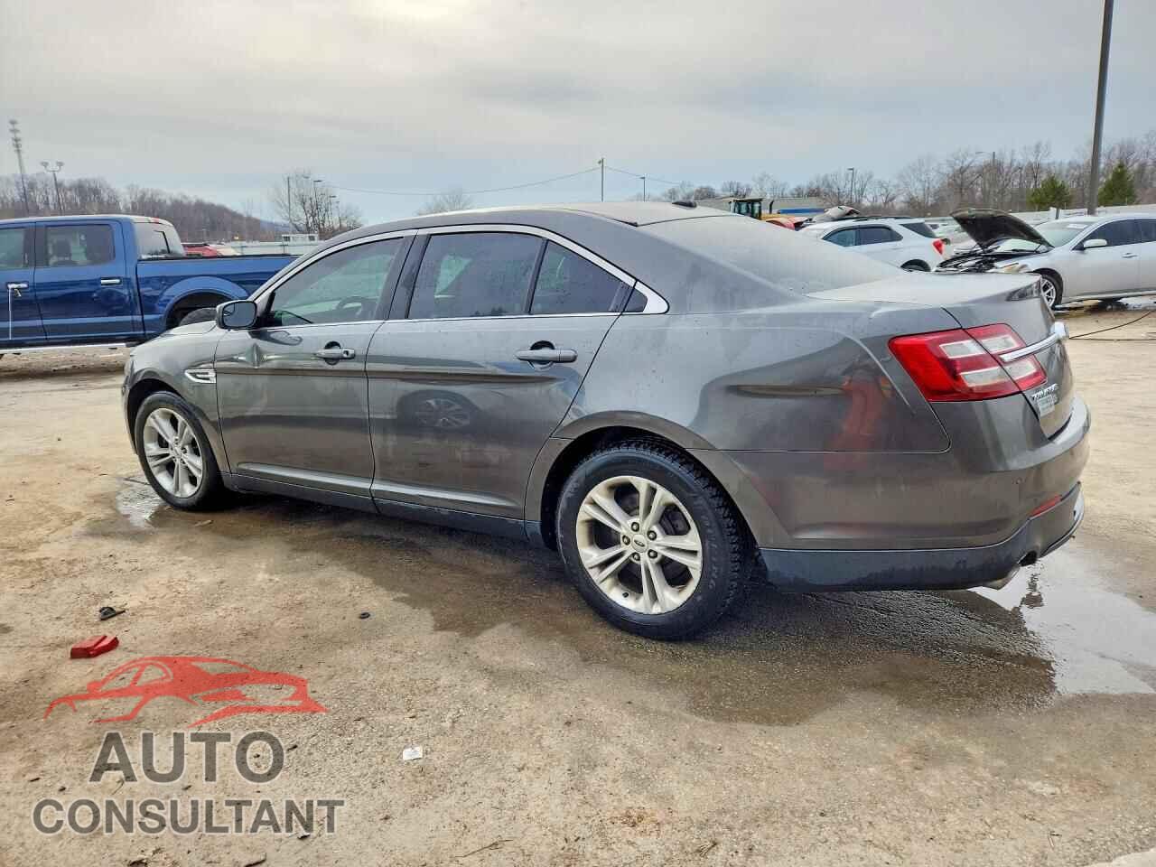 FORD TAURUS 2017 - 1FAHP2E89HG137231