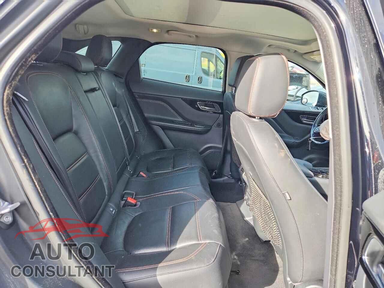 JAGUAR F-PACE 2017 - SADCK2BV1HA067180
