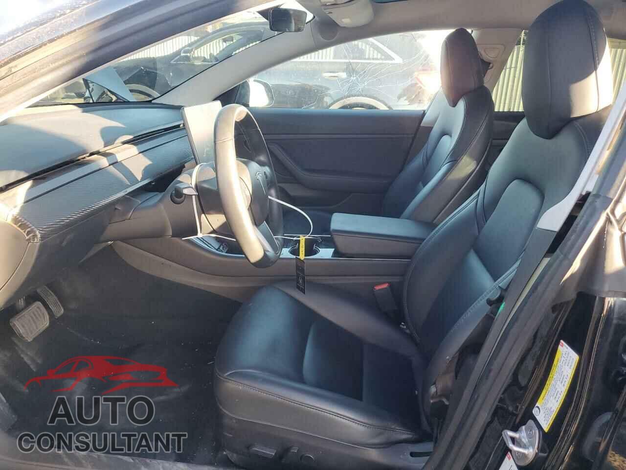 TESLA MODEL 3 2018 - 5YJ3E1EB5JF127764