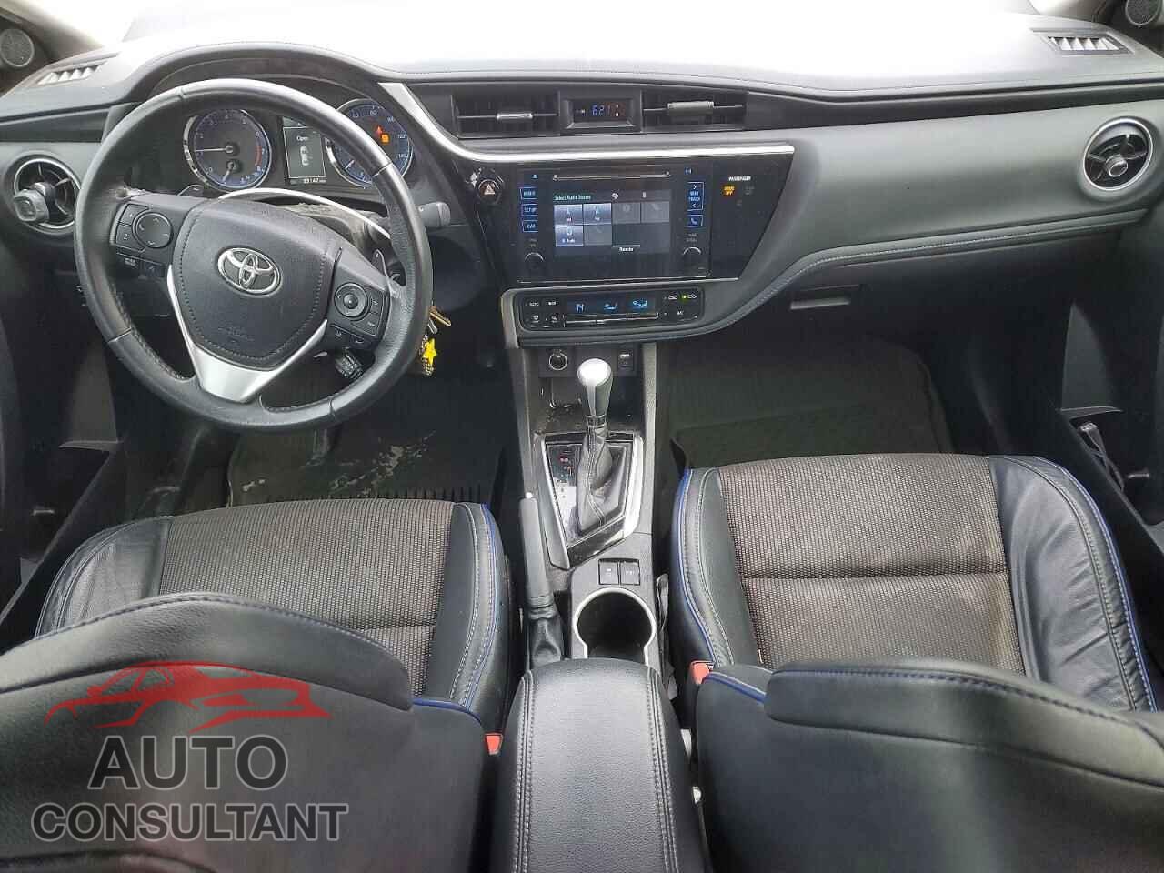 TOYOTA COROLLA 2017 - 5YFBURHE7HP649362