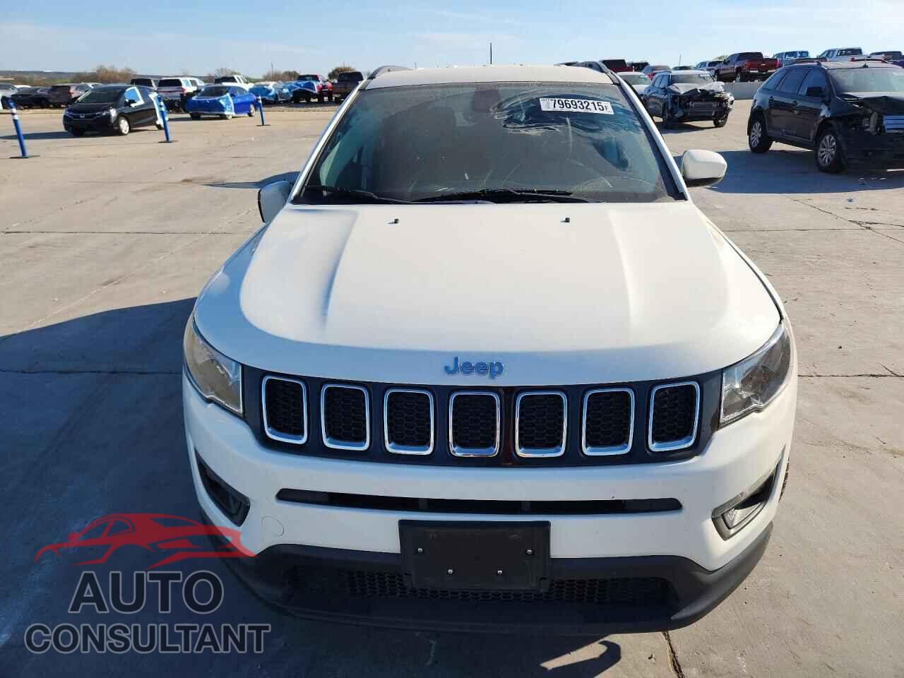 JEEP COMPASS 2018 - 3C4NJDBB9JT314985