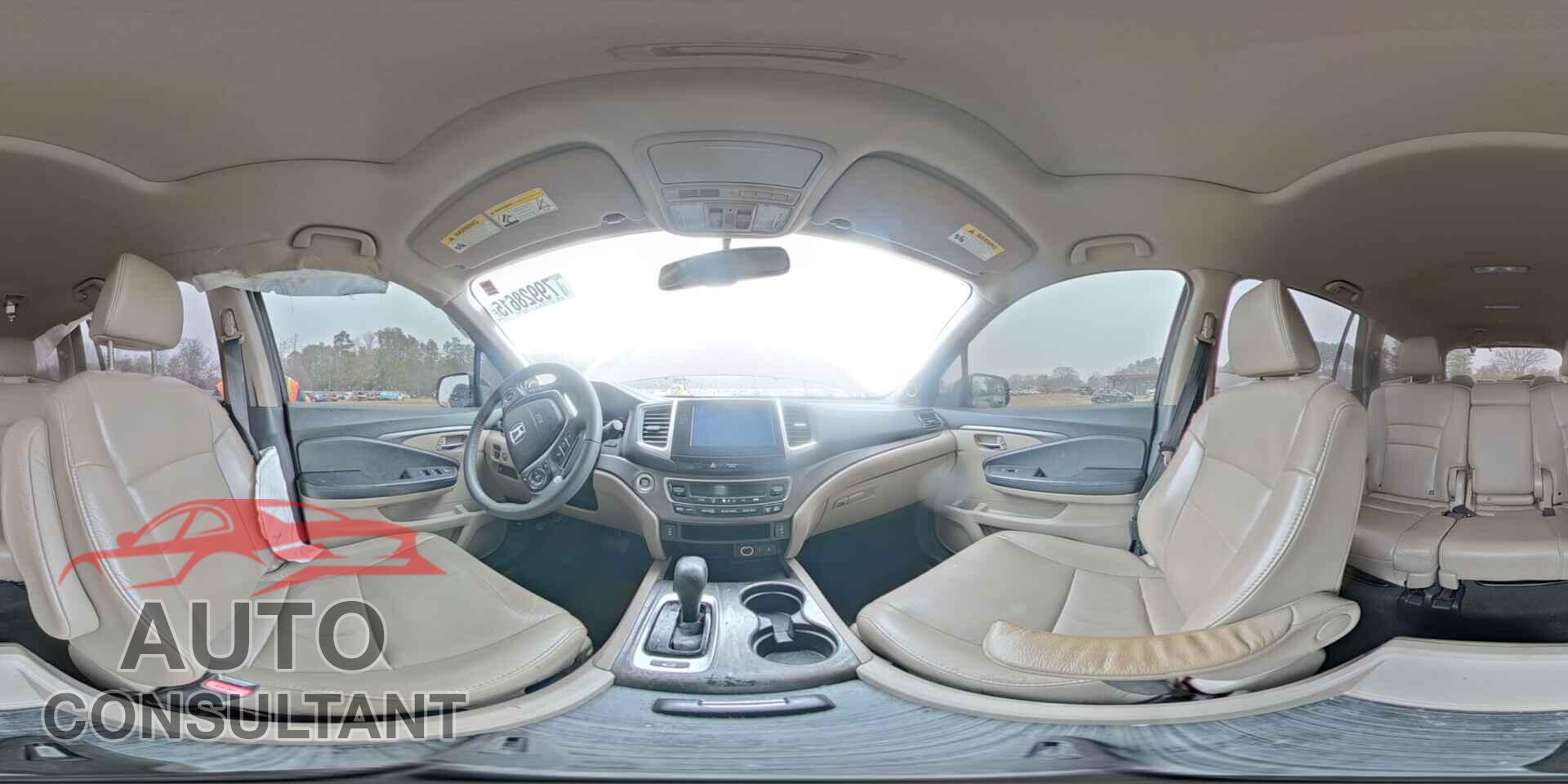 HONDA PILOT 2017 - 5FNYF6H5XHB082174