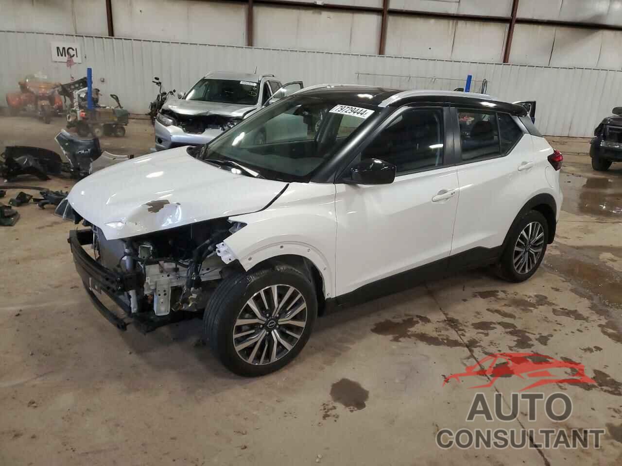 NISSAN KICKS 2023 - 3N1CP5CV5PL522314