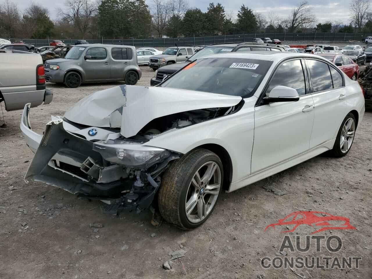 BMW 3 SERIES 2015 - WBA3C1C51FK123589