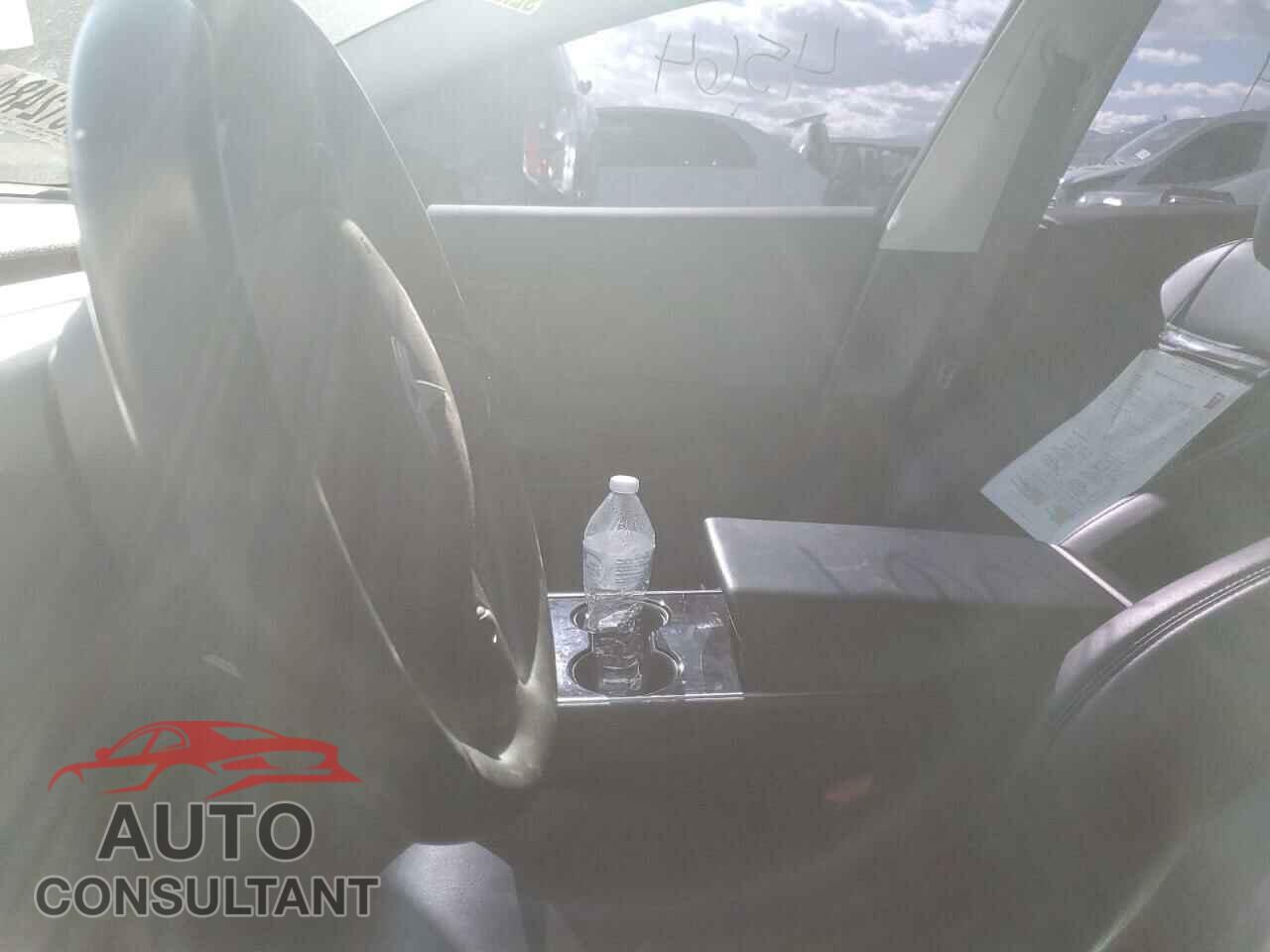 TESLA MODEL 3 2018 - 5YJ3E1EB2JF146806