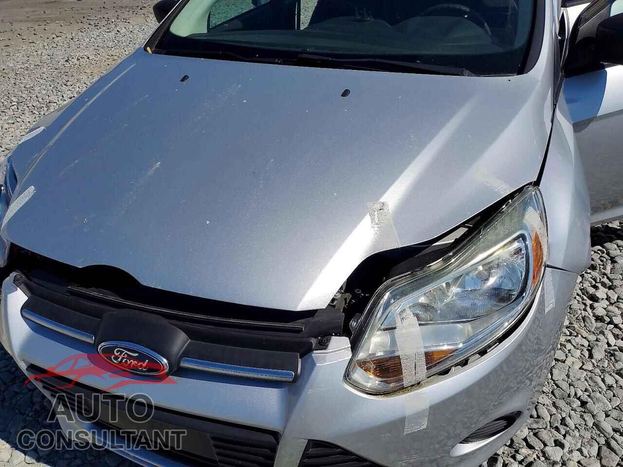 FORD FOCUS 2014 - 1FADP3E2XEL185033