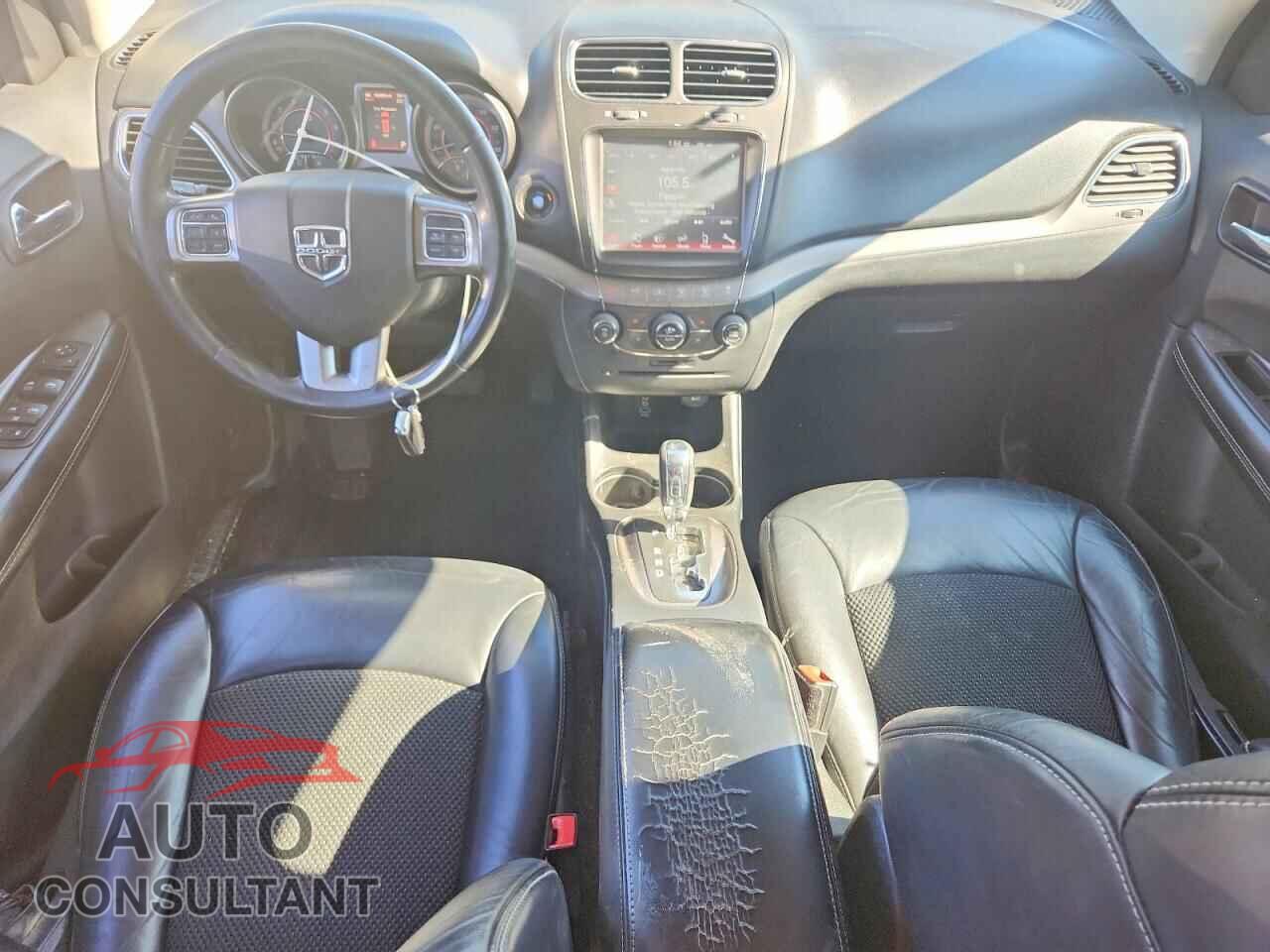 DODGE JOURNEY 2017 - 3C4PDCGG8HT556613