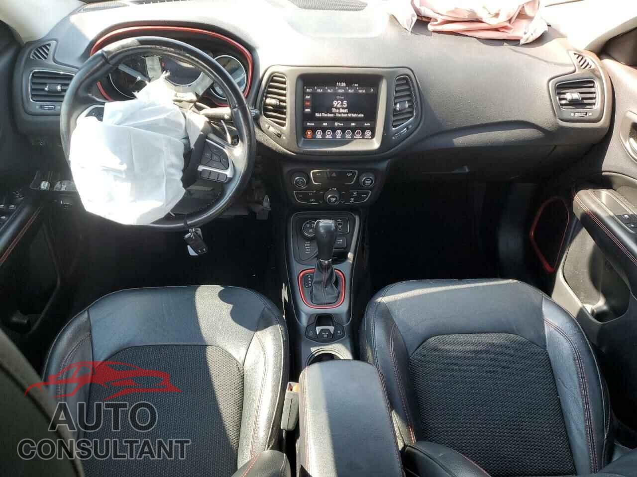 JEEP COMPASS 2020 - 3C4NJDDB6LT123699