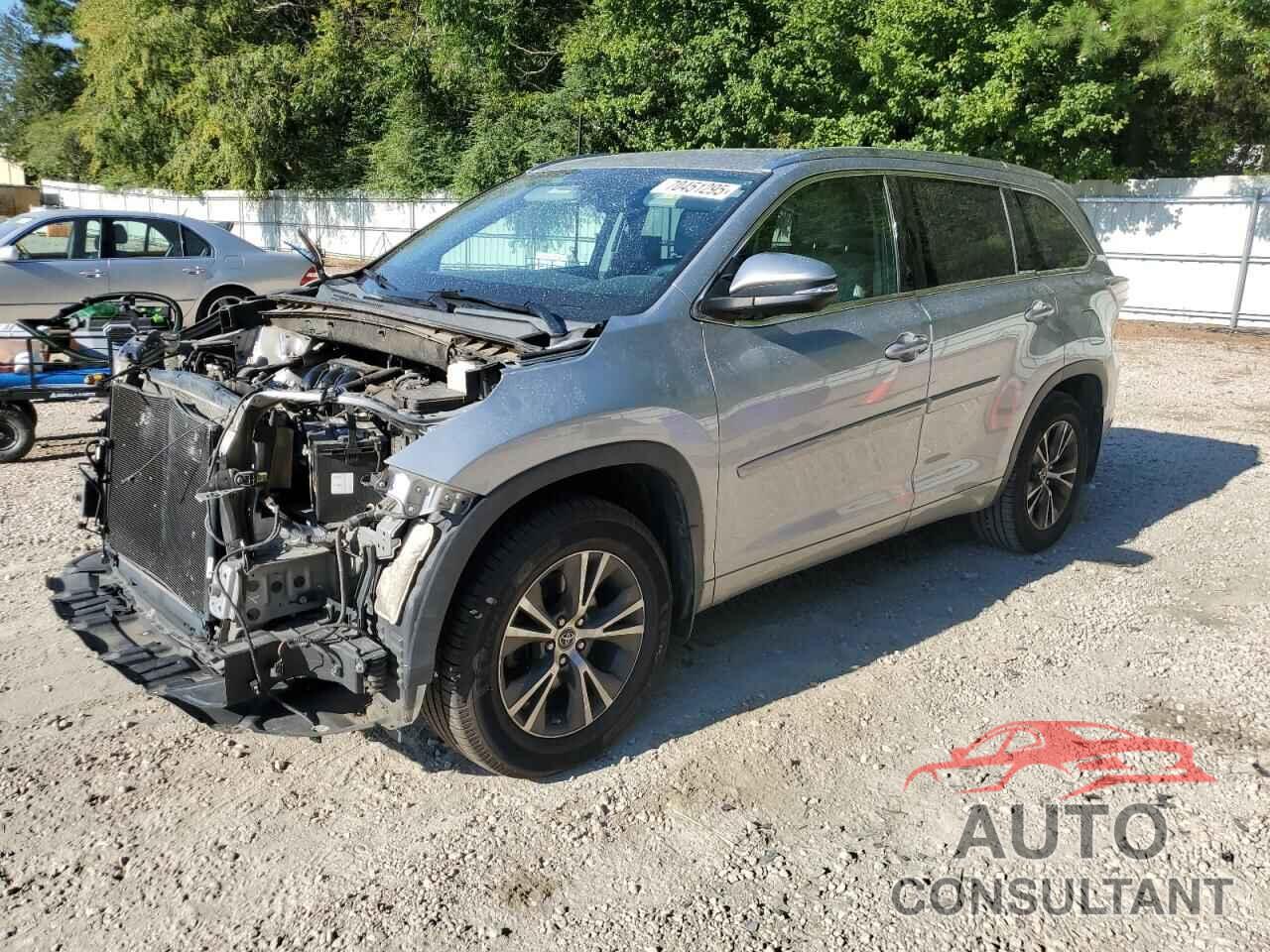 TOYOTA HIGHLANDER 2016 - 5TDJKRFH2GS251089
